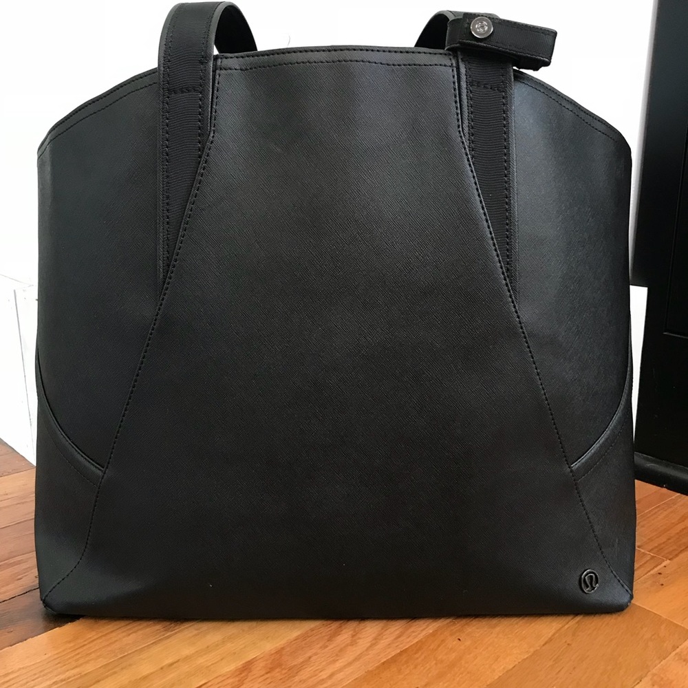 lululemon All Day Tote 26L